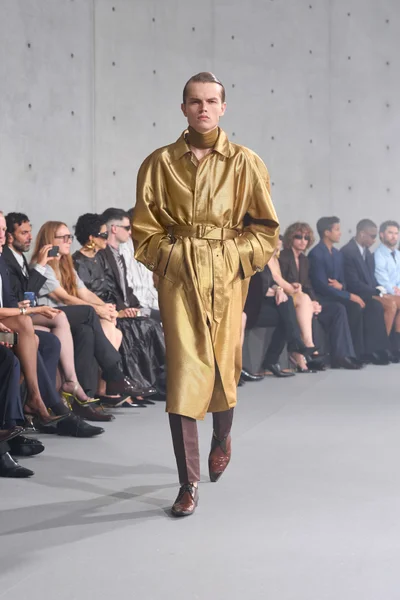 Look 41